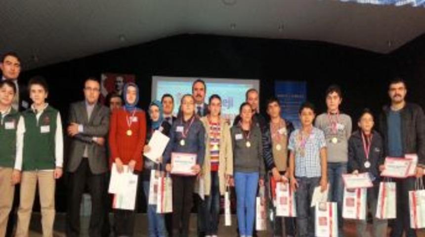 Lara Koleji, Akıl Oyunları Yarışması D&uuml;zenledi