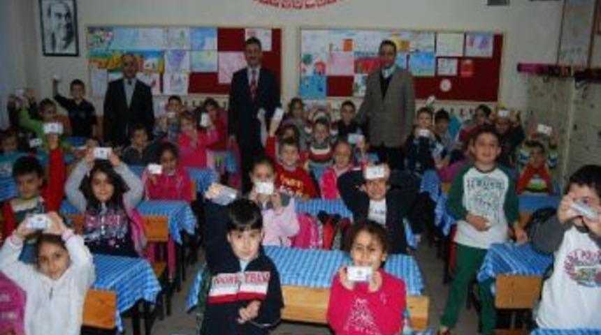 &ldquo;temiz Dişler Sağlıklı G&uuml;l&uuml;şler&rdquo; Kampanyası Devam Ediyor