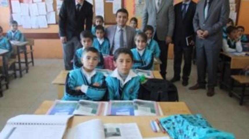 Halfeti Kaymakamı Keklik'ten İlkokul &Ouml;ğrencilerine Ziyaret