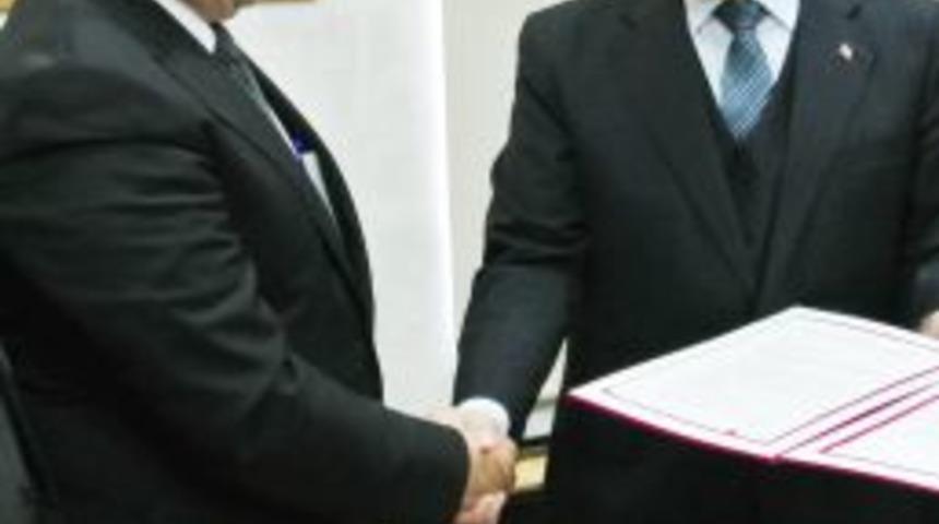 Osmaniye&rsquo;ye 3 Yılda 56 Okul Yapıldı, 24&rsquo;&uuml; Hayırseverlerden