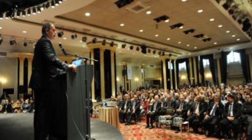 Başkan Altepe: Yatırımlarda Insan Fakt&ouml;r&uuml;n&uuml; &Ouml;n Planda Tutuyoruz