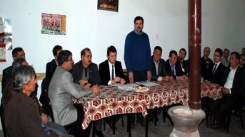 Ak Parti İl&ccedil;e Danışma Toplantısı Mihalgazi'de Yapıldı