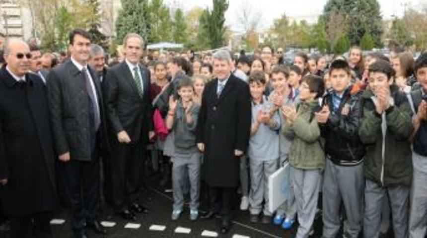 Altepe: Bursa'yı Sporda T&uuml;rkiye Birinciliğine Taşımayı Hedefliyoruz