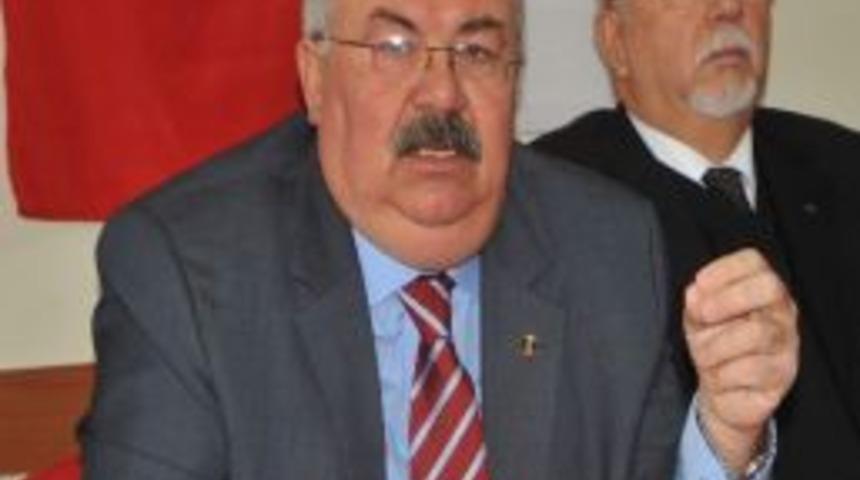 Chp&rsquo;li Yenipazarlı&rsquo;dan B&uuml;y&uuml;kşehir Yorumu