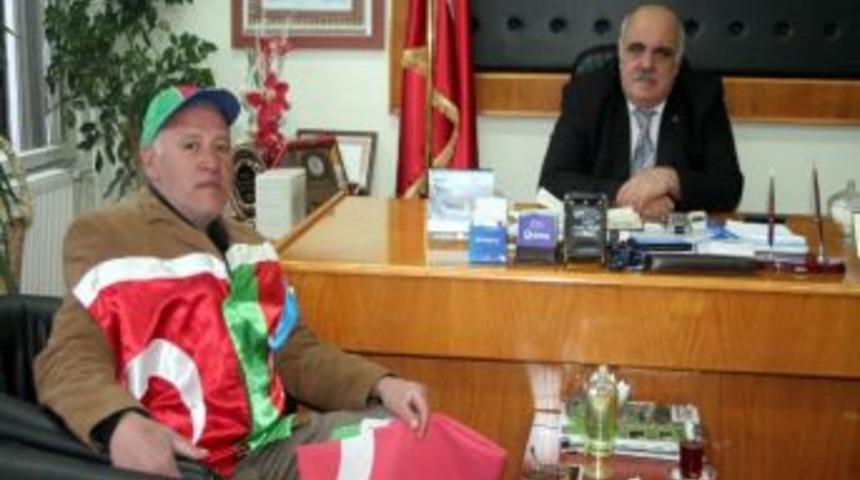 Ermenistan&rsquo;ı Protesto İ&ccedil;in &Ccedil;ıktığı Yolda Erzincan'a Ulaştı