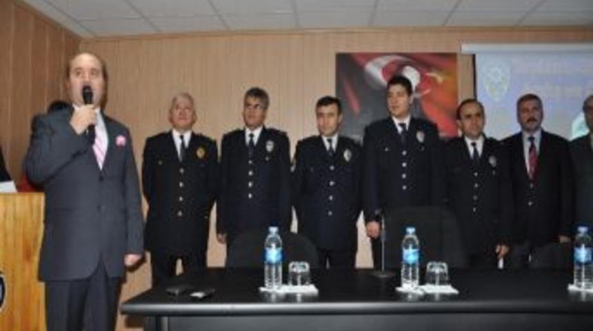 Başarılı Polisler &Ouml;d&uuml;llendirildi
