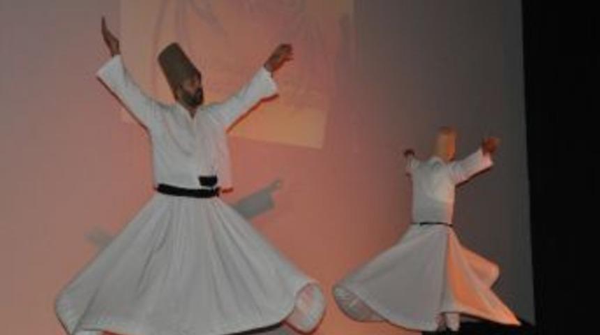 B&uuml;y&uuml;k T&uuml;rk D&uuml;ş&uuml;n&uuml;r&uuml; Mevlana, Soma&rsquo;da Anıldı