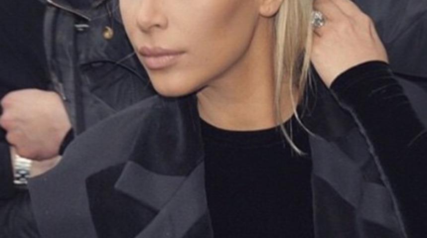 Kim Kardashian sarışın oldu!