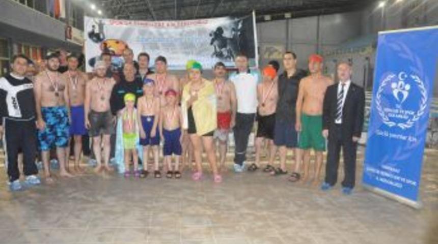 Engellilerin havuz sefası