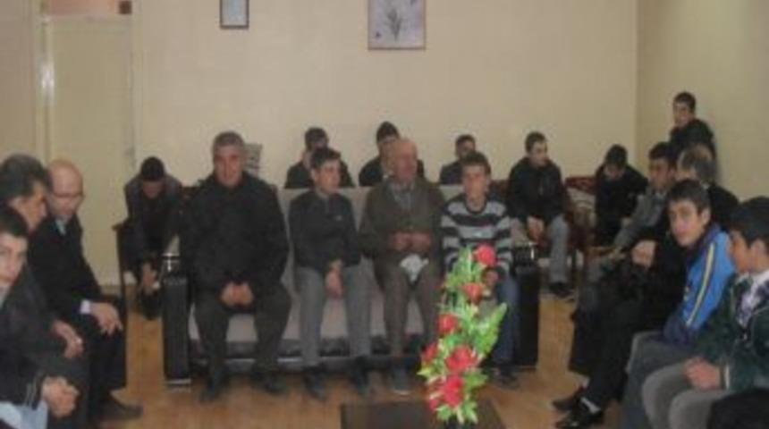 Mustafa Sıtkı Erkek Lisesi&rsquo;nden Huzur Evi Ziyareti