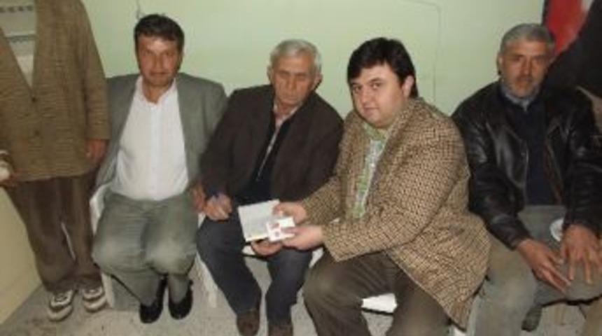 Ak Parti Kula İl&ccedil;e Teşkilatı, G&ouml;k&ccedil;e&ouml;ren'de &Uuml;ye Kaydı Yaptı