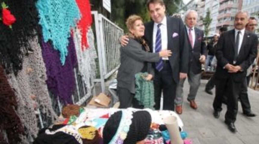 Başkan Tartan, Pazarcı Esnafını Ziyaret Etti