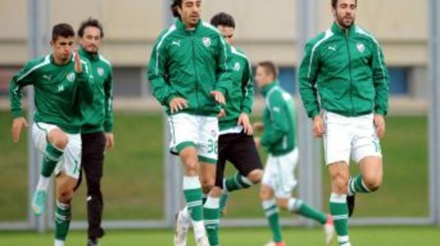 Bursaspor, Taraftarı Önünde Kazanmak Istiyor