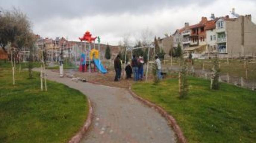 &Ccedil;ocuk Oyun Alanlarının Sayısı Hızla Artıyor