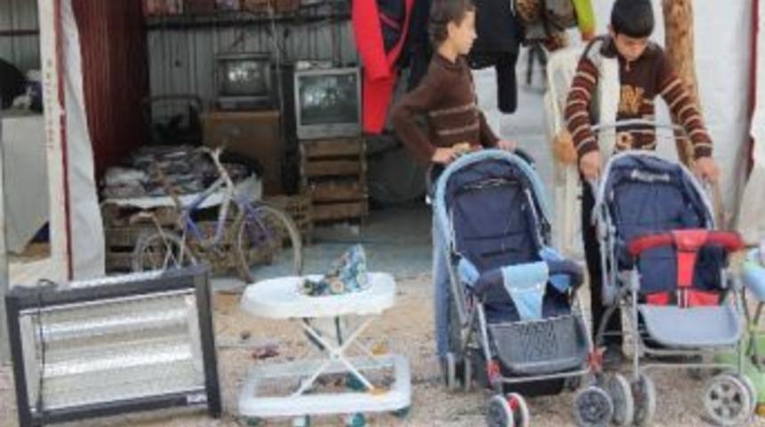 Yayladağı &Ccedil;adır Kentinde Mini &Ccedil;arşı Kuruldu