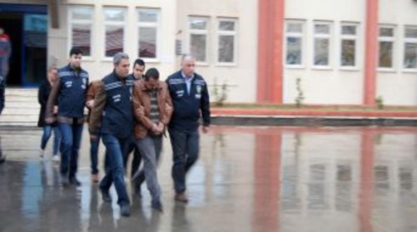 Polis, 85'lik Delikanlıyı 40 Yaşındaki Eşinin &Ouml;ld&uuml;rd&uuml;ğ&uuml;n&uuml; Ortaya &Ccedil;ıkardı