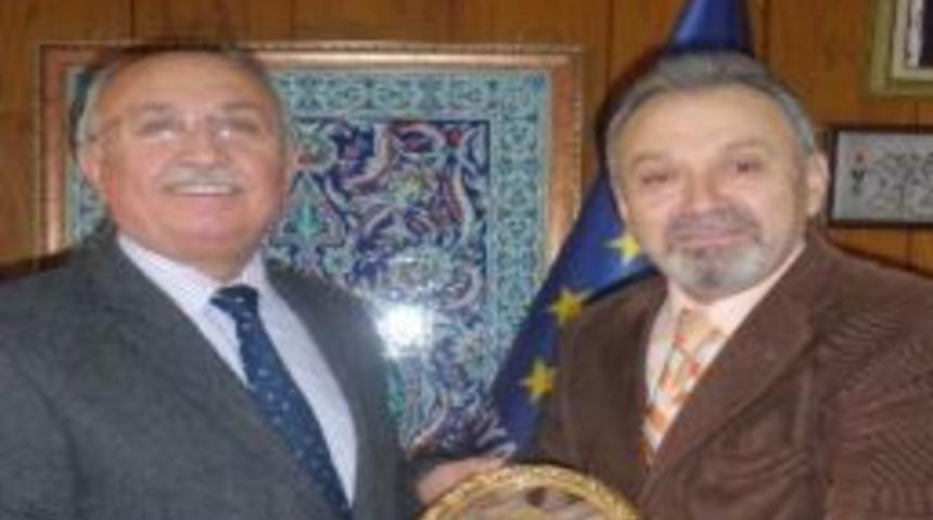 K&uuml;sad&rsquo;tan Başkan İ&ccedil;a&rsquo;ya &ldquo;teşekk&uuml;r&rdquo; Ziyareti