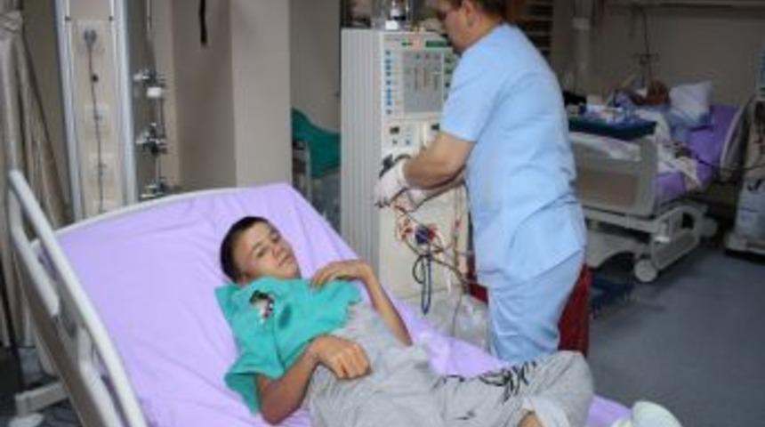 Babasının B&ouml;reği Ile Hayata Tutunmayı Bekliyor