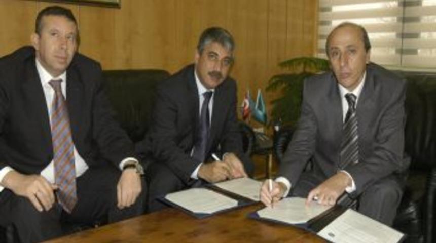 Uludağ &Uuml;niversitesi Has Tavuk Ile Işbirliği Protokol&uuml; Imzaladı