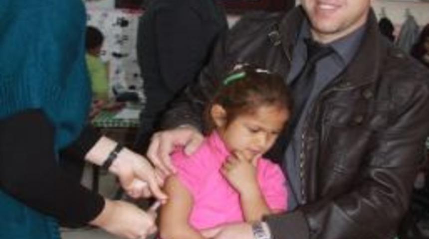 Saruhanlı&rsquo;da &Ouml;ğrenciler Aşılanıyor