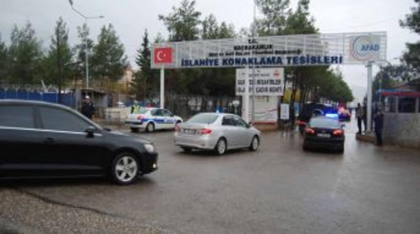 Ban Ki-Moon, İslahiye'deki M&uuml;lteci Kampında