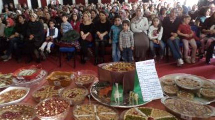 Merzifon Ahi'den 5 Bin Kişiye Aşure