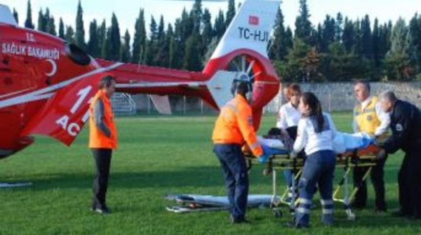 Kalp Hastası Kadın Hava Ambulansıyla Hastaneye Sevk Edildi