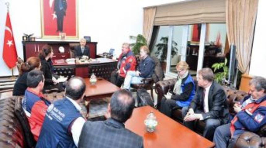 Birleşmiş Milletler Heyeti, &Ccedil;adır Kentte Incelemelerde Bulundu