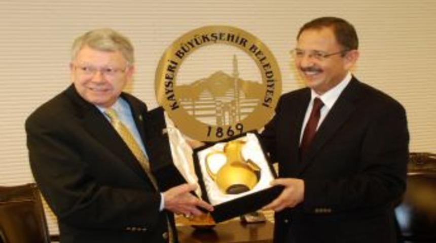 ABD&rsquo;li Senat&ouml;r Kayseri&rsquo;deki Misafirperverlikten Memnun Kaldı