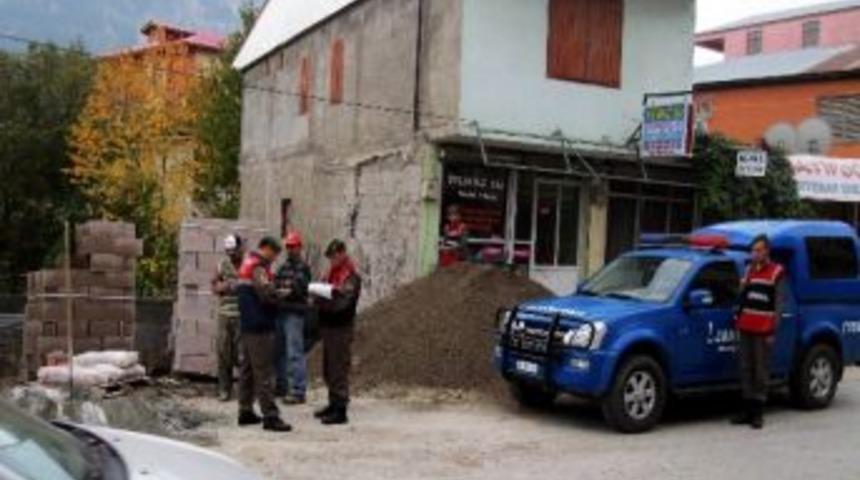 Ka&ccedil;ak Yapılaşmaya Jandarma Engeli