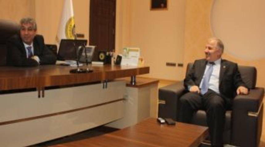 &ldquo;siyasi İdeolojilerimize G&ouml;re Sendikacılık Yapmıyoruz&rdquo;