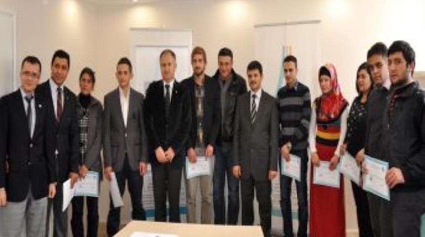 Girişimcilik Eğitimini Bitiren 29 Kursiyer Sertifika Aldı
