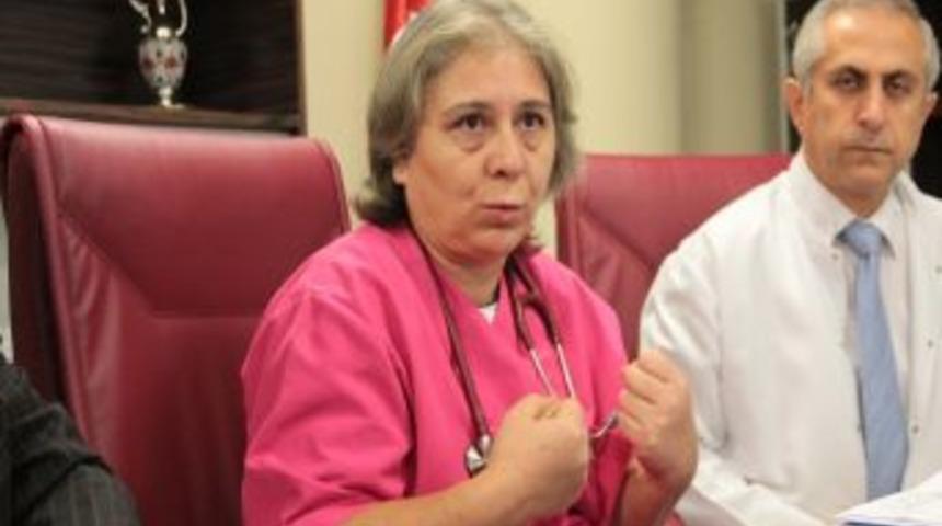 Kadın Doktora Acil Serviste Kadın Dayağı