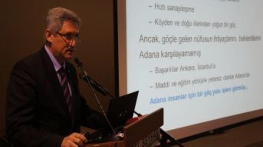 "Kalkınma I&ccedil;in &Uuml;niversitelerdeki &Ccedil;alışmalar Ile Toplumun Beklentisi &Ouml;rt&uuml;şmeli"