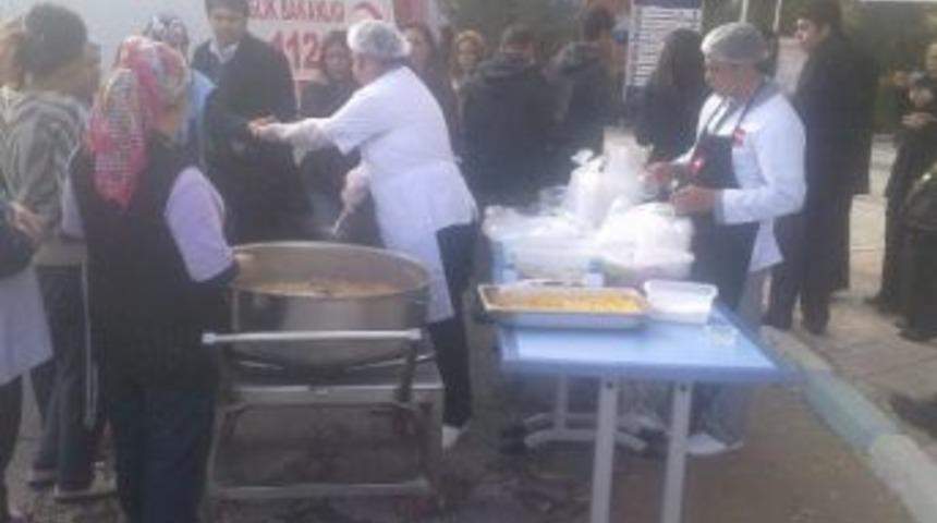 Yurtta Kalan 3 Bin &Ouml;ğrenciye Aşure İkram Edildi