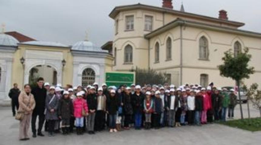 Bilgi Evi &Uuml;yeleri Mevlana&rsquo;yı Ziyaret Etti