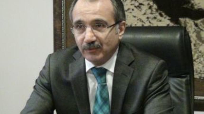 Bakan Din&ccedil;er'e Fen Lisesi &Ouml;ğrencisinden 'Dershaneler Ni&ccedil;in Kapanıyor&rsquo; Sorusu