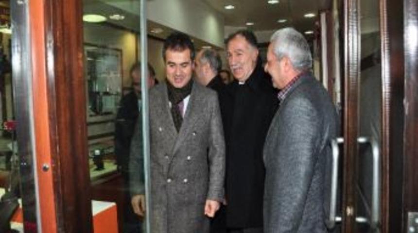 Fırat&rsquo;tan Kılı&ccedil;&rsquo;a Oltutaşı Hediye