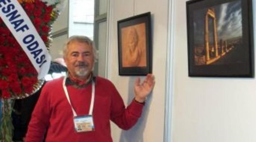 Kuşadalı Rehber Fotoğraflarını Travel Turkey Fuarında Sergiliyor