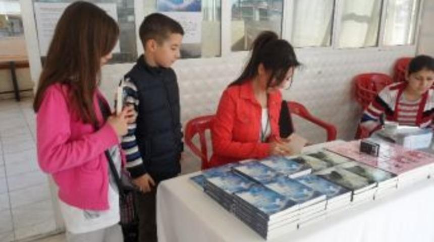 Nazillili Gen&ccedil; Yazardan &Ouml;rnek Davranış