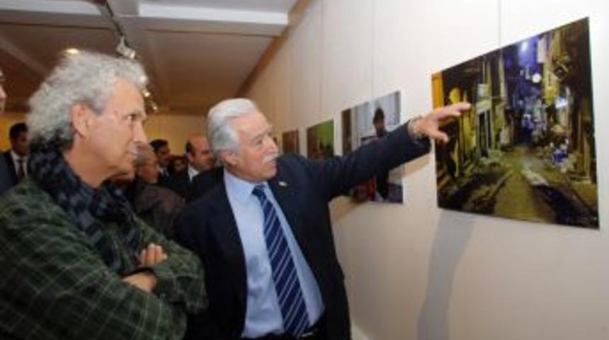 Ali &Ouml;z'den fotoğraf sergisi