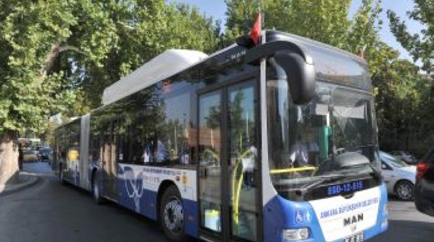 G&ouml;lbaşı&ndash;AŞTİ Arasında Metrob&uuml;sler &Ouml;zel Yolda