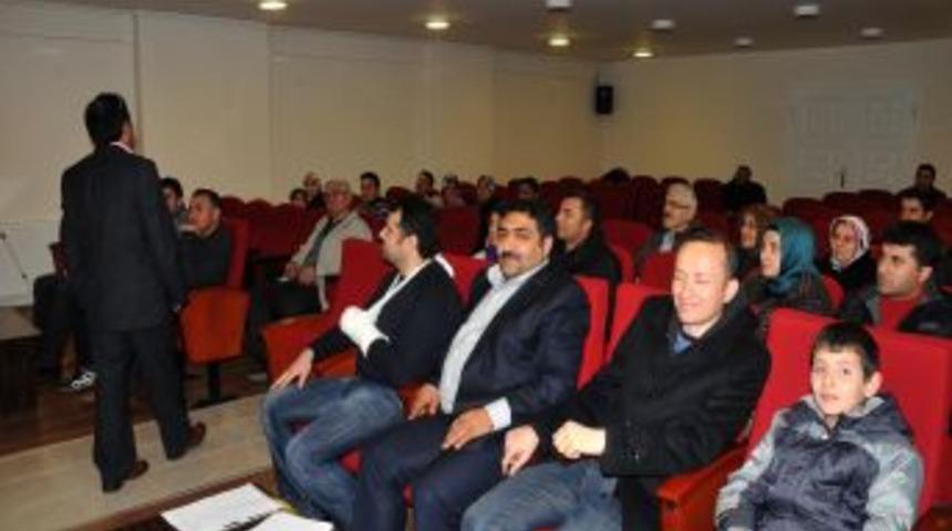 Yeni Evlenen &Ccedil;iftlere Mutlu Evliliğin Sırları Anlatıldı