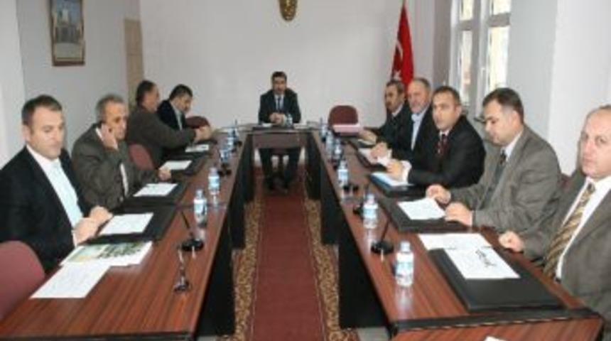 D&uuml;zce İl Daimi Enc&uuml;meni Toplandı