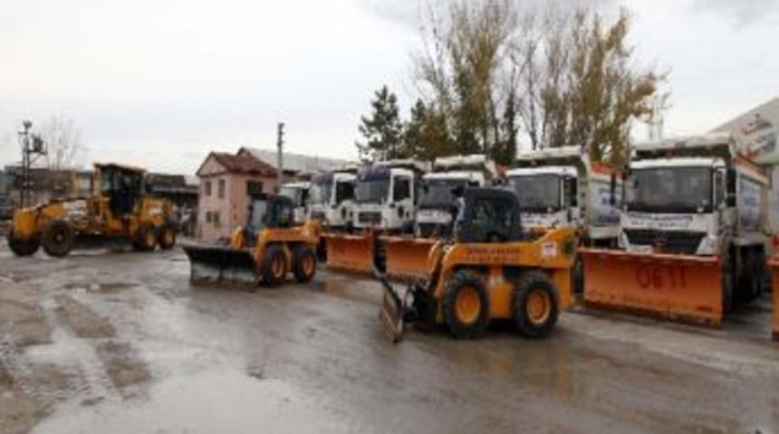 Yenimahalle'de Ekipler Kışa Hazır