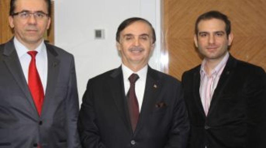 Bilişimci Iş Adamlarından Yılmek'e Işbirliği Teklifi