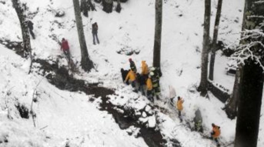 Kar Timi Kaza İ&ccedil;in Seferber Oldu