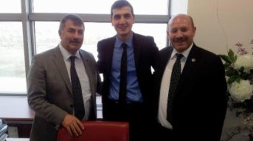 Başkanlardan Ankara B&uuml;y&uuml;kşehir Belediyesi'ne Ziyaret