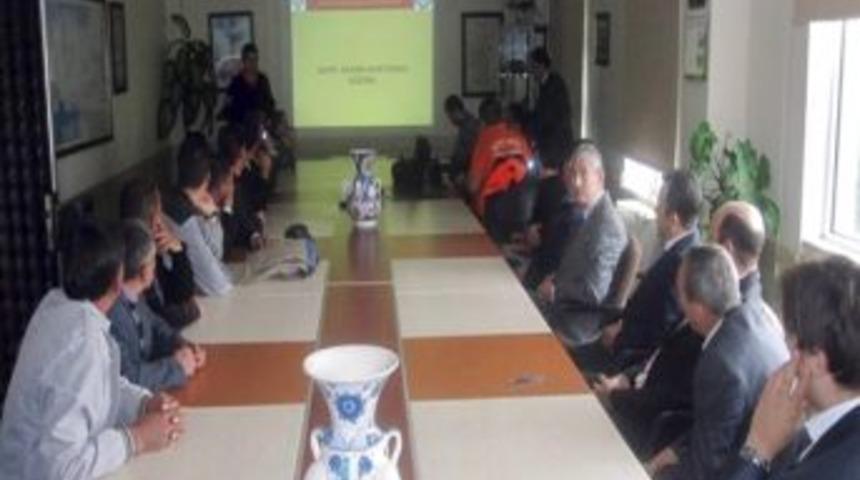 G&ouml;n&uuml;ll&uuml;lere 'afet Arama Kurtarma Eğitimi'