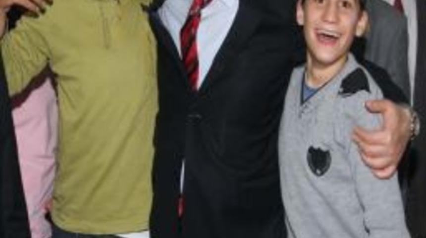 Y&uuml;rekler Engel Tanımaz